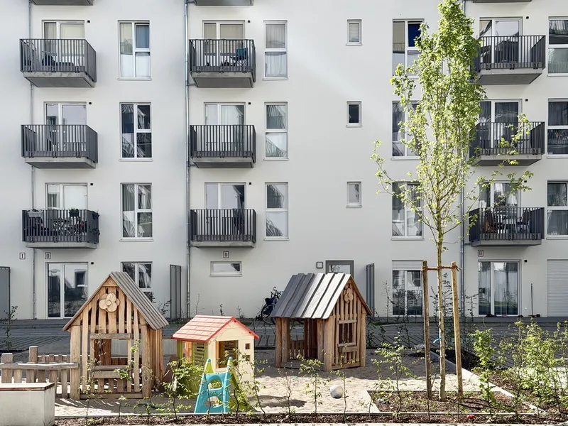 Komfortable und moderne 3 Zimmer Wohnung mit Balkon — photo 1
